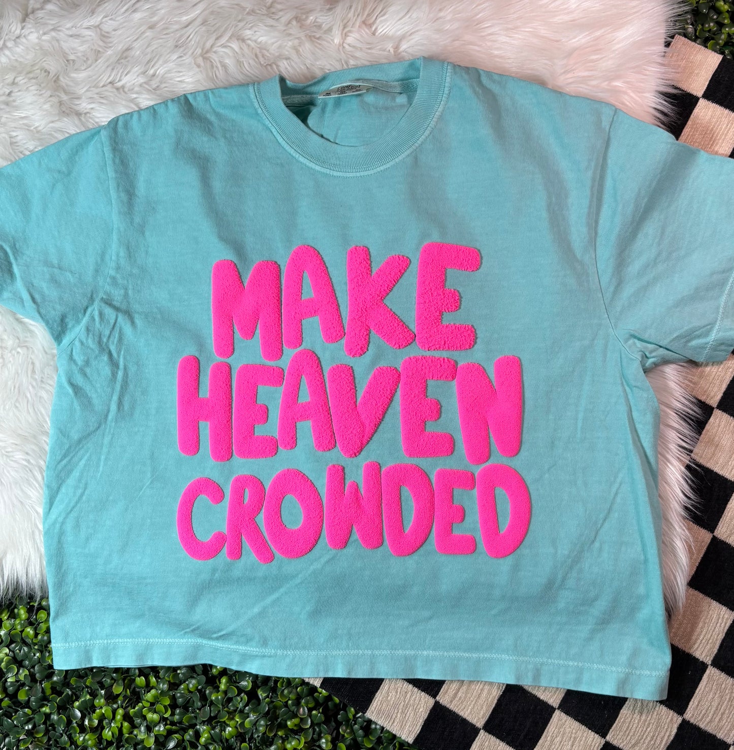 Make Heaven Crowded Puff Letter Tee – Mint & Hot Pink